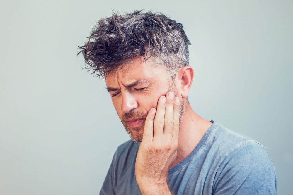 Toothache Symptoms, Causes, Treatment and Prevention